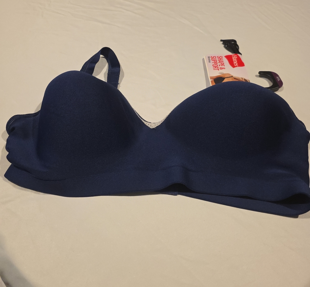 Hanes Navy Convertible Strapless T-Shirt Bra